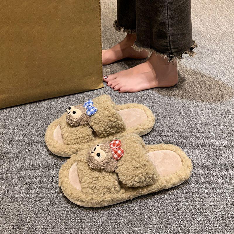 Cartoon warm women's one-word slippers 2025 autumn and winter new fashionable cute non-slip fluffy slippers women's wear