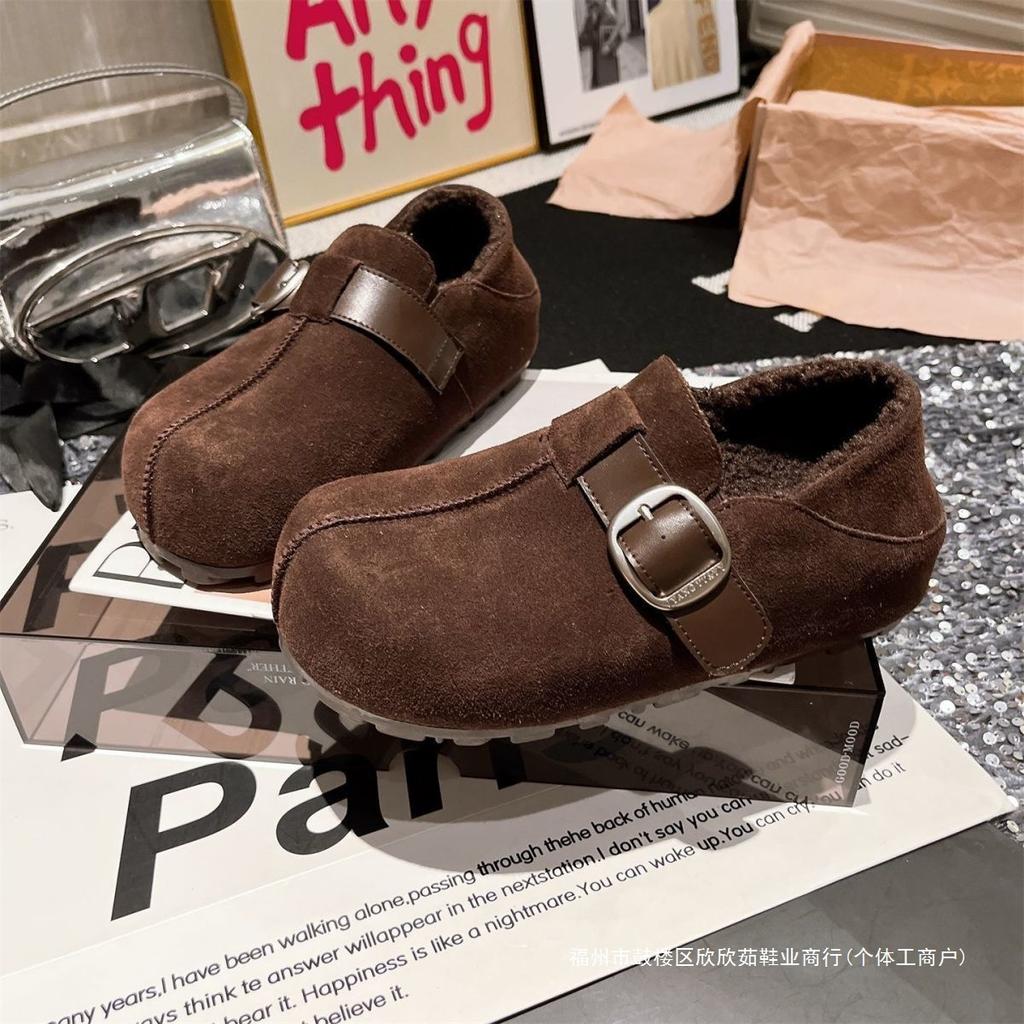 2026 autumn new anti-fur women's shoes are versatile and comfortable with one foot and two fashionable Birkenstocks with plush big head shoes.