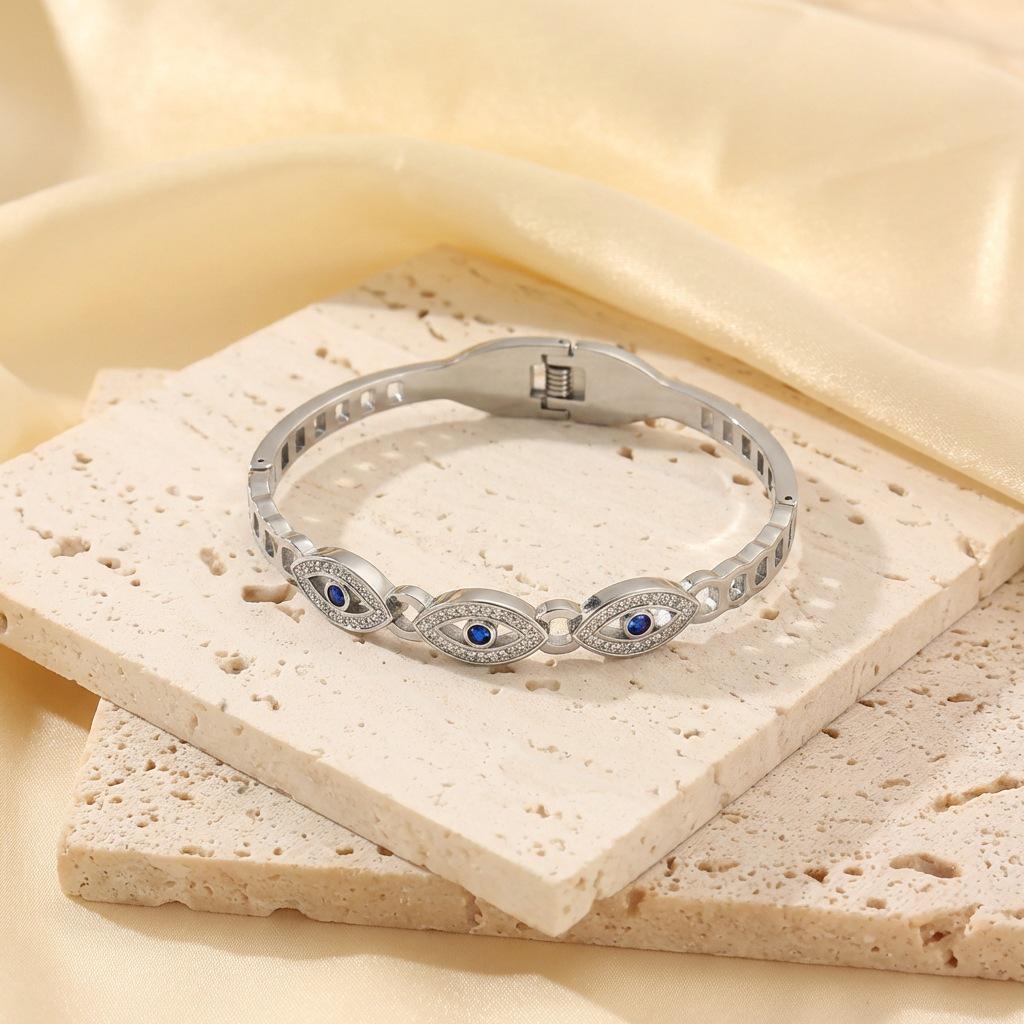 Dämonenauge Titanstahl Strassstein Armband - Modisches Hohl Design