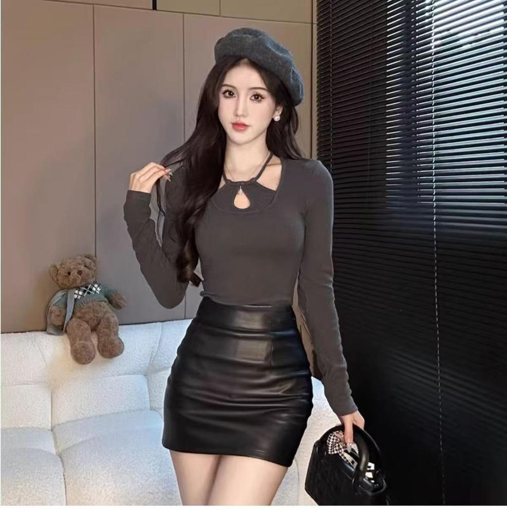Women's Hollow Design Halter Neck Long Sleeve T-Shirt - Slim-Fit, Stylish, Sexy Spring/Autumn Base Layer.