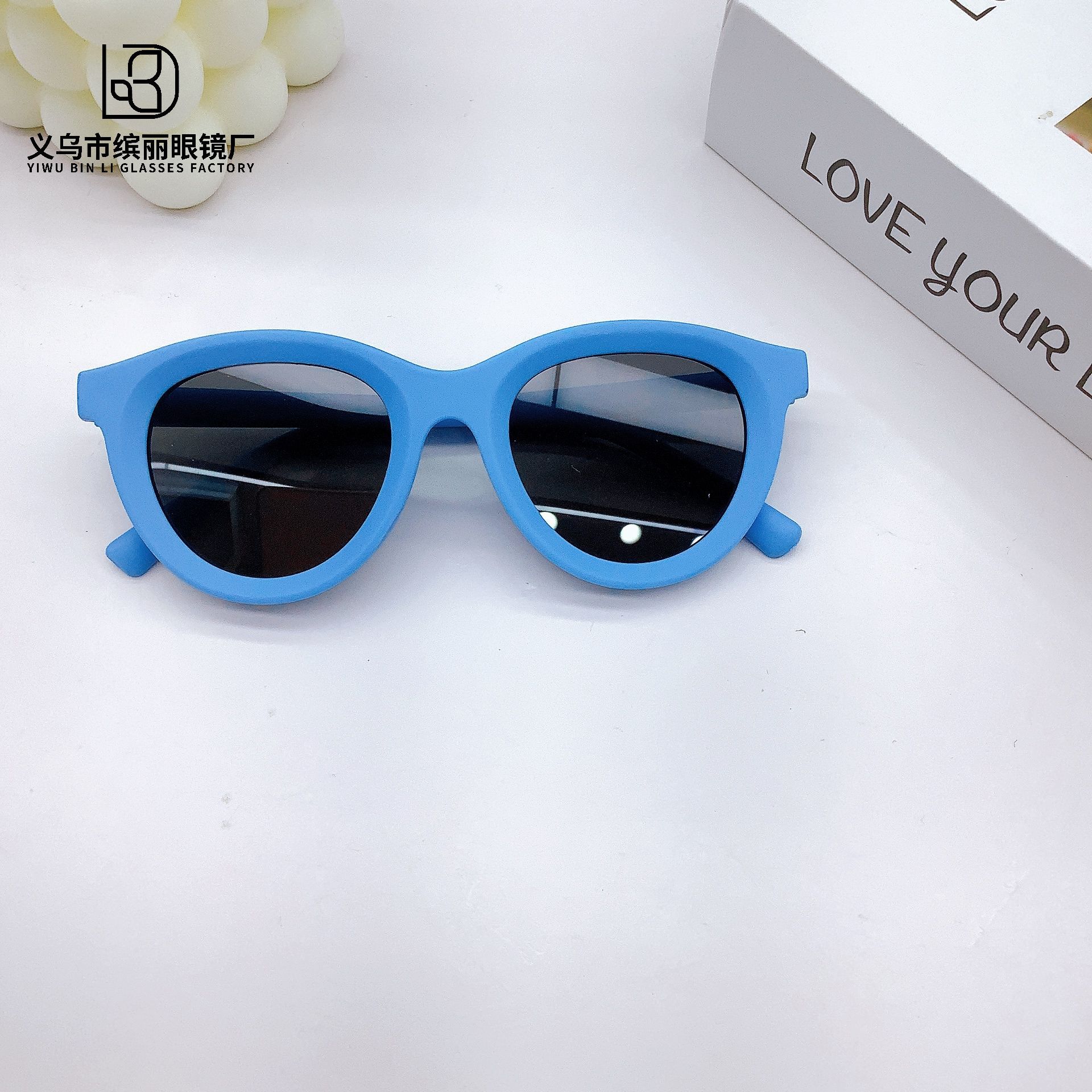 

Модные детские солнцезащитные очки в овальной оправе, маленькие детские солнцезащитные очки, солнцезащитные очки для путешествий, солнцезащитные очки для мальчиков и девочек