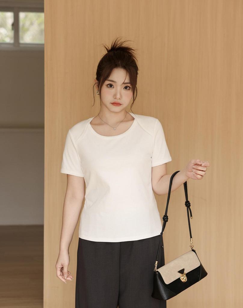 Women's Plus Size Lace Round Neck Two-Piece Look T-Shirt - Short Sleeve, Loose Fit 