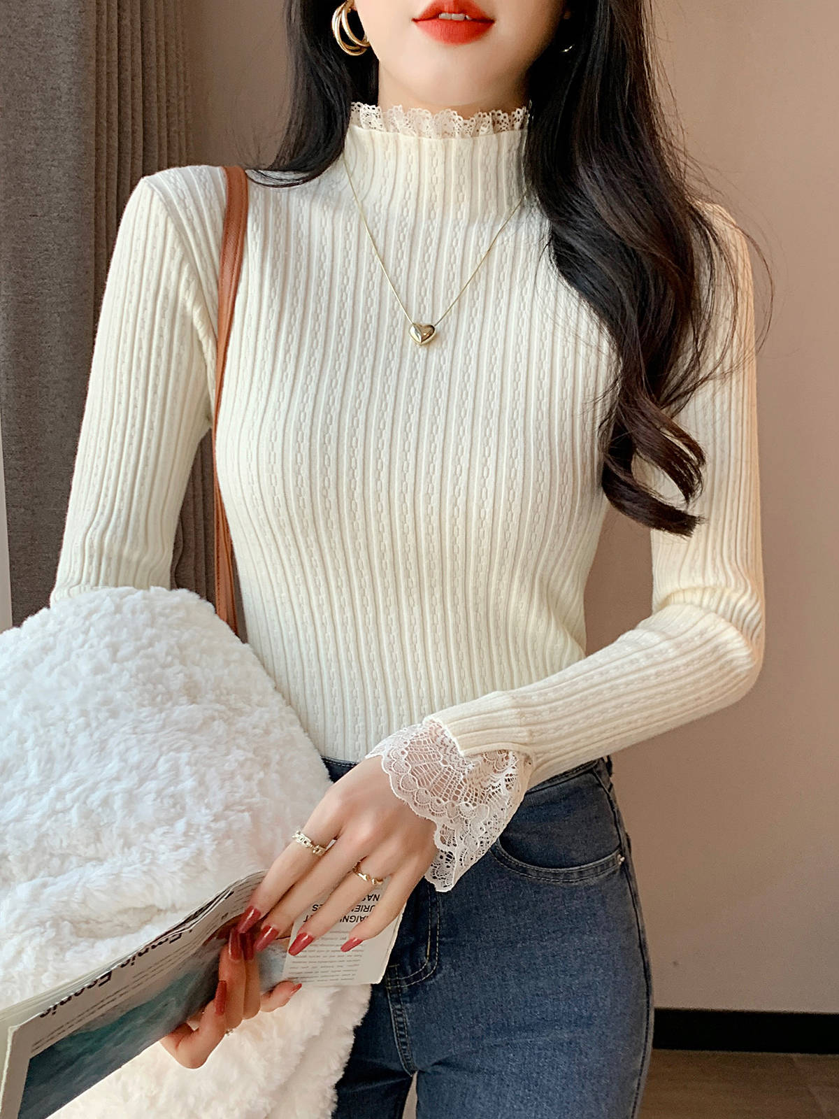 

Spring lace semi-turtleneck splicing knitted bottoming shirt women s texture inside top soft waxy temperament sweater L абрикосовий