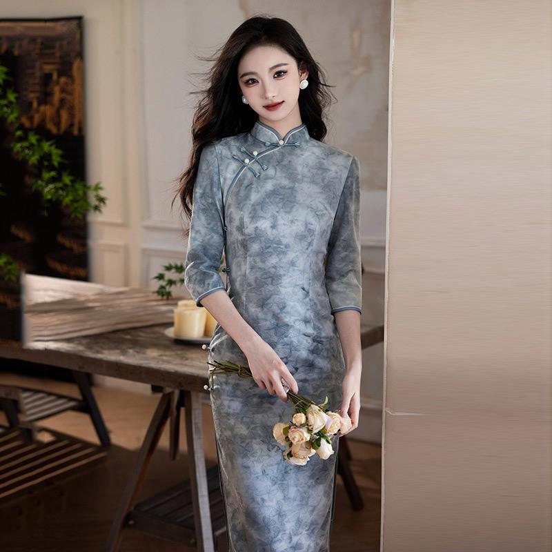 Elegant Blue Chinese-Inspired Modern Cheongsam Dress Women Slim Fit Vintage Style With Stand Collar Side Slit