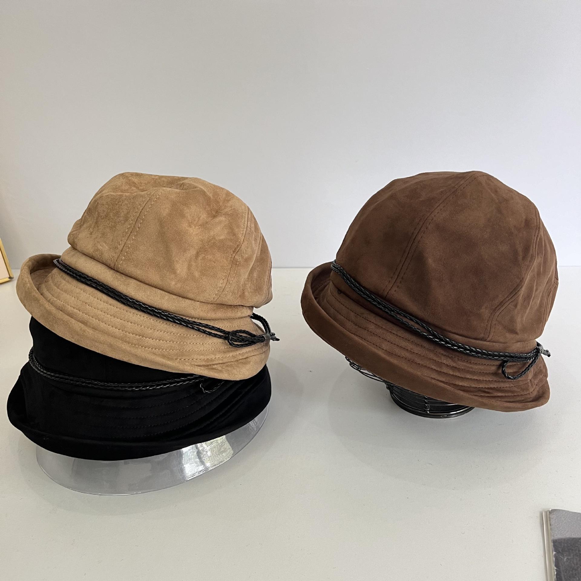 

Suede bucket hat women s pleated basin hat retro autumn and winter versatile face small shade flanged hat tide M（56-58cm） темно-коричневого кольору