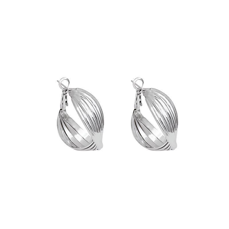 Retro European-American Large Twisted Metal Hoop Earrings for Women
