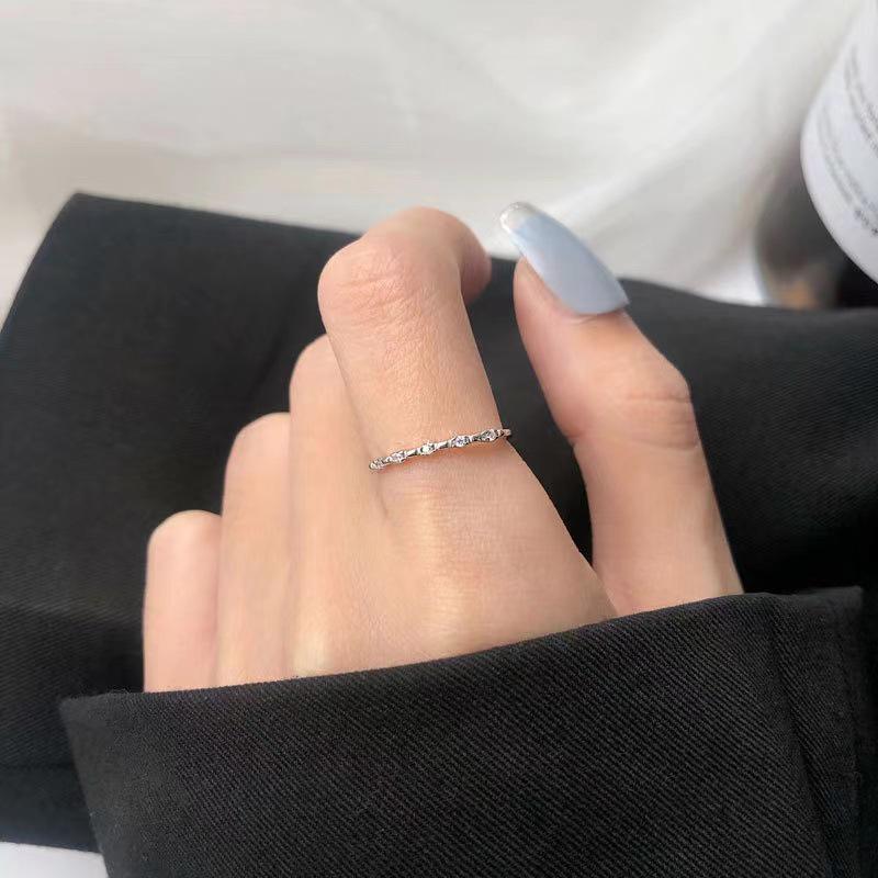 Korean Style Women's Open Ring with Drilled Holes - Elegant, Versatile, and Fashionable Personalized Accessory
