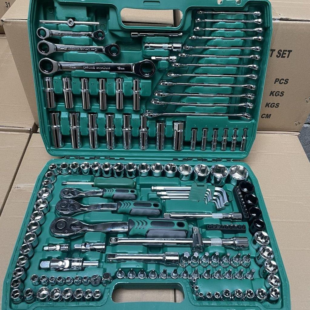 216-Piece Socket and Wrench Set for Auto Repair