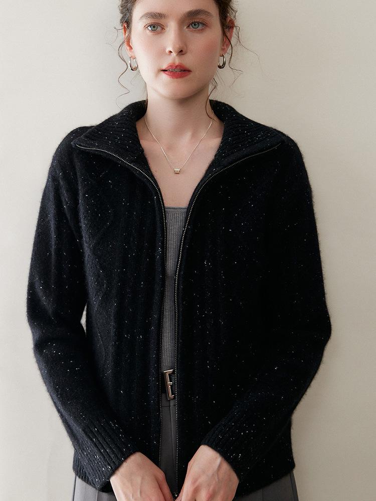2025 Autumn/Winter Women's Diamond Pattern Cashmere Cardigan - Gentle Style Short Zipper Jacket