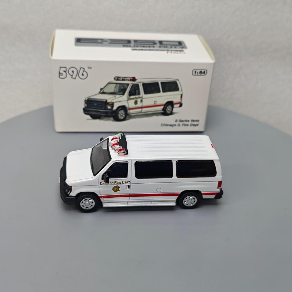 596 Model 1:64 Suburban H1 Express Van Wagner Victoria Crown Multiple alloy car models