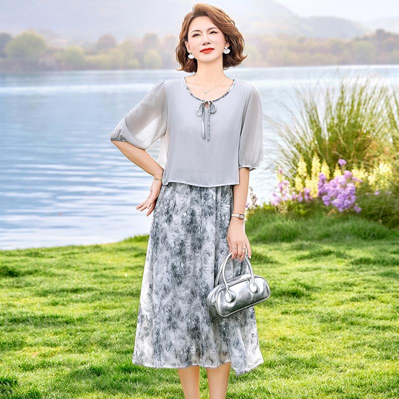 

Elegant Summer Chiffon Dress for Middle-Aged Women - New Chinese Style Fashion XL сірий колір