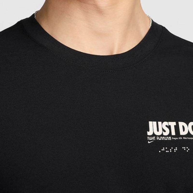 Nike Tricou cu mâneci scurte Dry FiT pentru alergare Fv8385 010 S2406