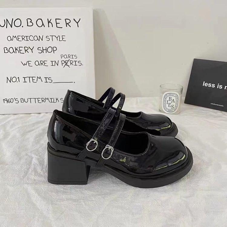 French Mary Jane small leather shoes women's 2025 new autumn versatile jk one-word buckle with platform thick heel high heel single shoes