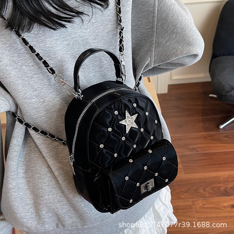 Xiaoxiangfeng Backpack Women's 2025 New Fashion Diamond Chain Messenger Bag Versatile Travel Small Backpack