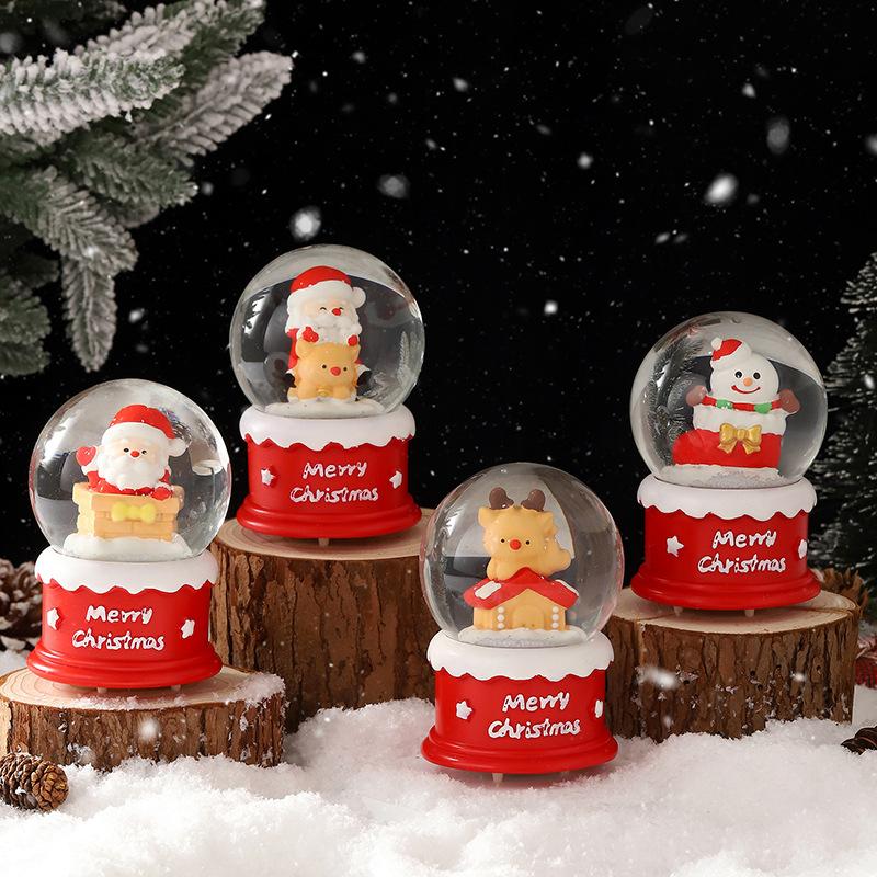 The new Christmas luminous crystal ball will send students and teachers creative gifts for Christmas, desktop decorations and ornaments.