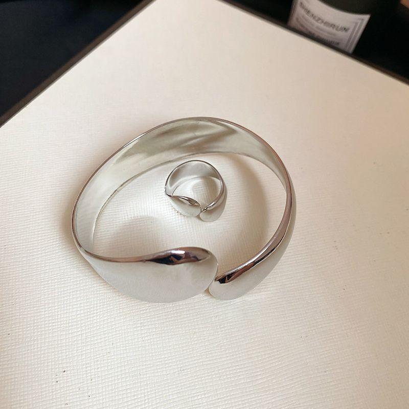 Open Silver Bracelet, Light Luxury, Niche, Exquisite, Fashionable, High-End, Personalized Wristband Jewelry for Women, Arm and Wrist Accessory