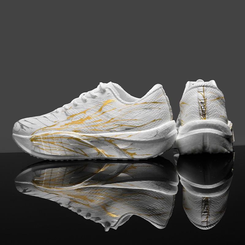 C202 6th generation gold platform running shoes men's carbon plate children's running shoes are really explosive shock-absorbing heartbeat sports shoe