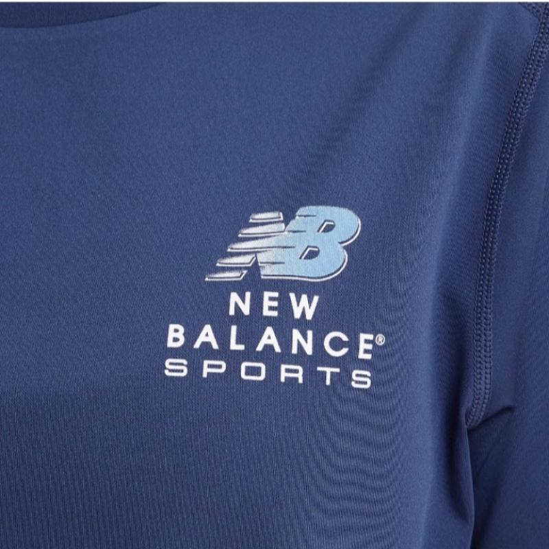 New Balance Long Sleeve Tee Kqj Nbnde22613 52 Common Basic Long Sleeve Rash Guard  Stand