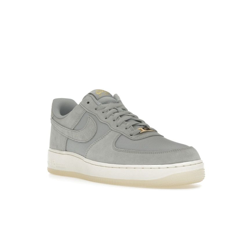 Nike Air Force 1 07 LV8 Light Smoke Grey Gold Unisex Sneakers Metallic-Gold Pale-Ivory FZ5222-001