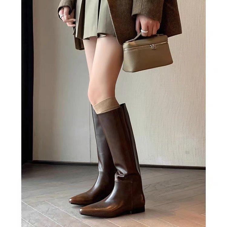 

Модные длинные сапоги женские зимние новые ретро коричневые прямые и широкие рыцарские сапоги обувь на платформе коричневые длинные сапоги женские 40 коричневый