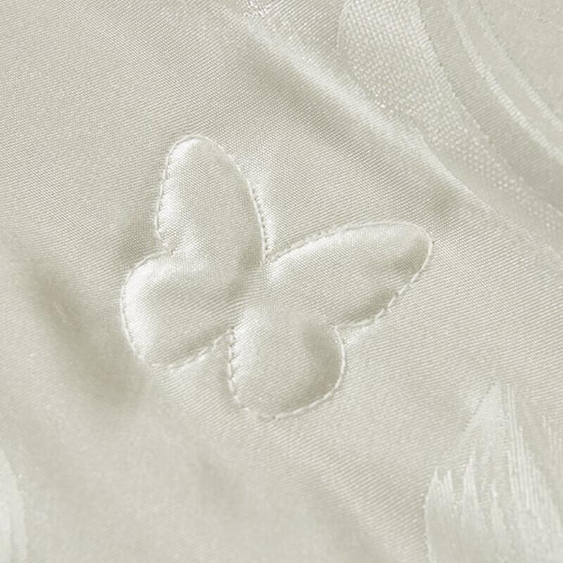 Mercury Cloud Soft Jacquard Tussah Silk Quilt