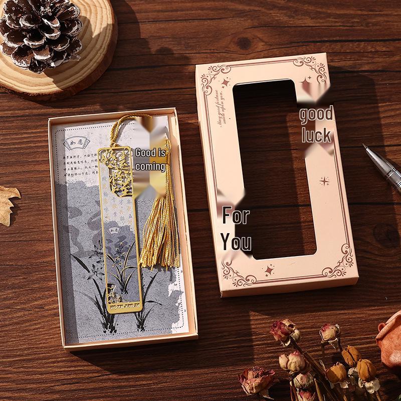 Elegant Chinese-Style Metal Bookmark for Primary Students - Cultural & Creative Souvenir