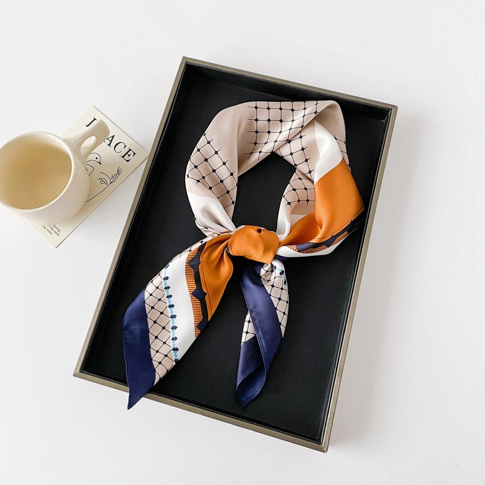 71 * 71Cm silk scarf women's new satin headscarf simulation silk printing small square scarf with hand gift scarf wholesale