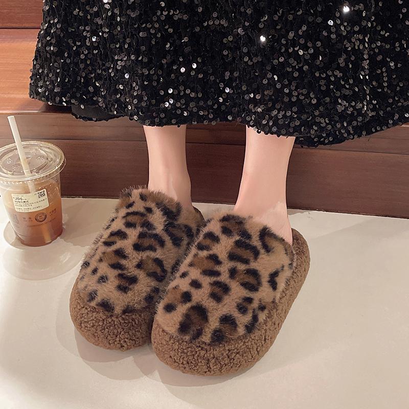 Fashion Winter New Baotou Slippers Women's Fashion Round Head Deep Mouth Suede Thick Soles Anti-slip Wear-resistant Flat Shoes