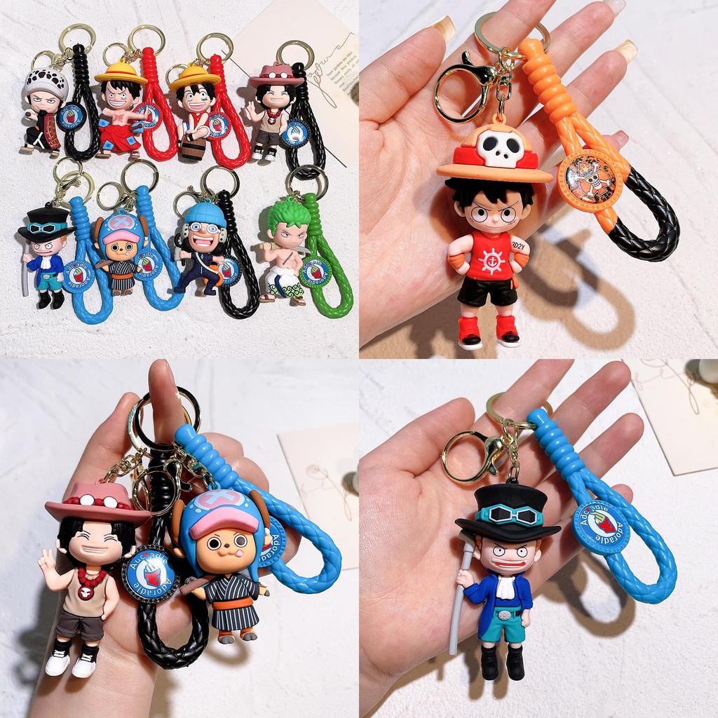 Stilvoller One Piece Schlüsselanhänger für Luffy Nami Sanji Zoro Fans Langlebiges Silikon-Accessoire