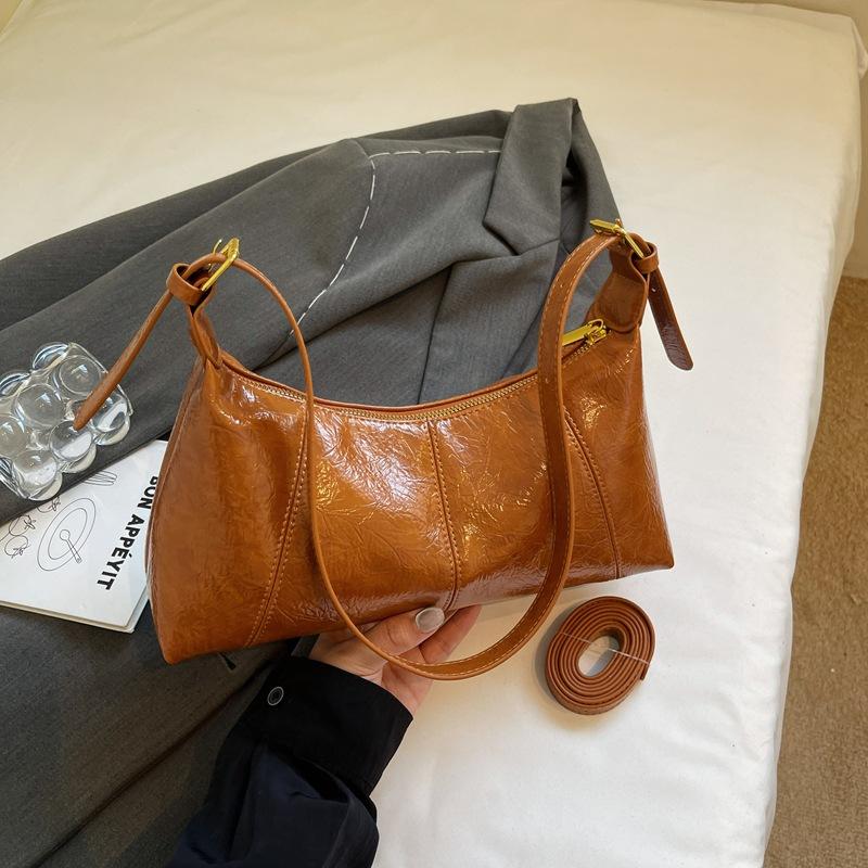 High Value Bag Women's Bag New Autumn Portable Messenger Bag Niche Underarm Shoulder Bag Baguette Bag