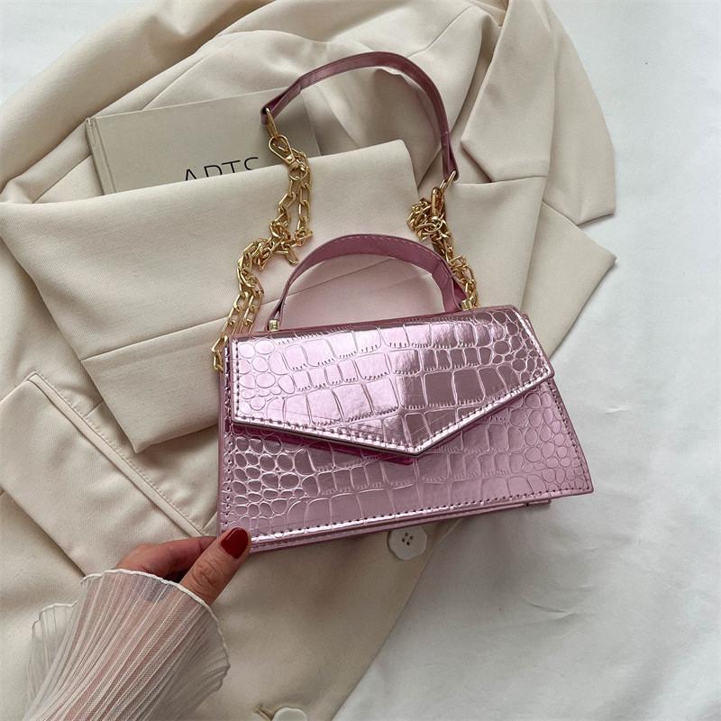 Fashionable Retro Crossbody Bag With Soft Structure Ideal For Everyday Use And Casual Events