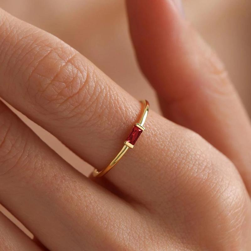 A Simple and Stylish Red Color Zircon Geometric Ring, Suitable for Women's Daily Wear, Holiday Party Jewelry Gifts