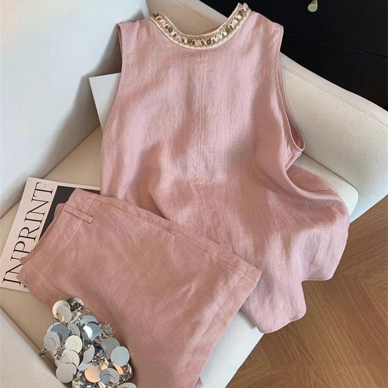 

Women s Sleeveless Knitted Top & Shorts Set - New Summer Arrival, Elegant & Fresh Two-Piece. L 48-58 kg