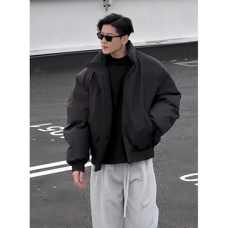 Męska czarna kurtka bomber: Płaszcz puchowy, luźny krój, fajna kurtka baseballowa w amerykańskim stylu