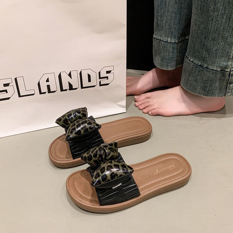 Outdoor bathroom shoes fashion bow beach flats cool slippers women's soft sole bath non-slip 2025 summer new