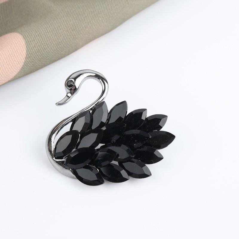 

Брошь-лебедь, High-End Sense, Niche Light Luxury, полная бриллиантов, хрустальный корсаж, женское пальто, булавка для пальто с аксессуарами чёрный