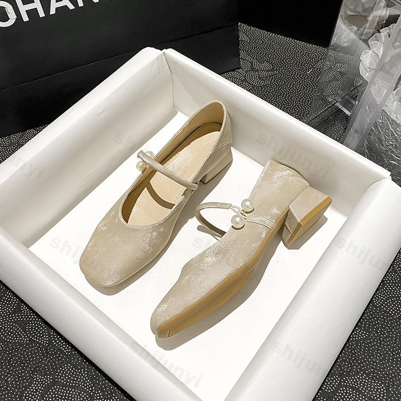 Fashion Square Toed Thick Soled Single Shoes for Women Spring 2025 New Shallow Comfortable Fashion Elegant Single Buckle Mary Jane Shoes