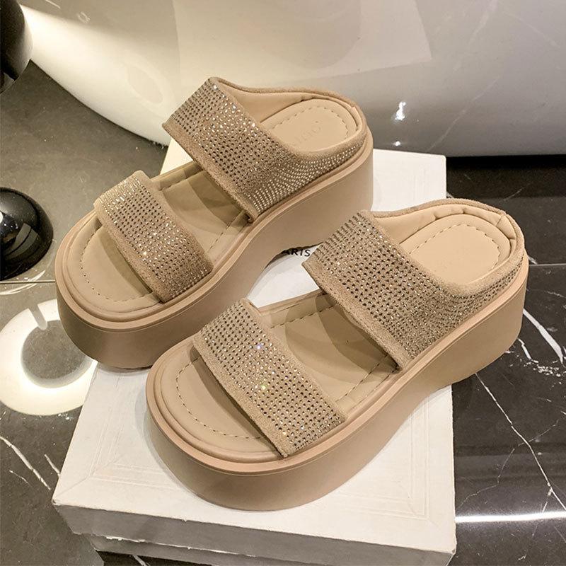 

Rhinestone temperament fairy wind slippers 2025 summer new versatile fashion thick bottom comfortable beach sandals 40 хаки
