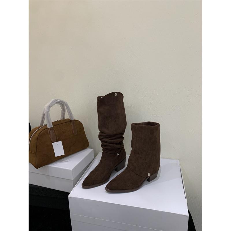 

Разнообразие способов ношения Металлические пряжки замшевые сапоги 2025 осень и зима новые остроносые на толстом каблуке V-образный вырез сапоги-рыцари 39 темно-коричневого