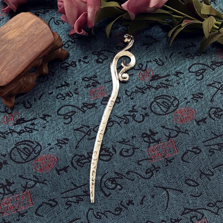 Retro ethnic style Miao silver hairpin antique bookmark female flower hairpin simple classical versatile disc hair hairpin hair accessories