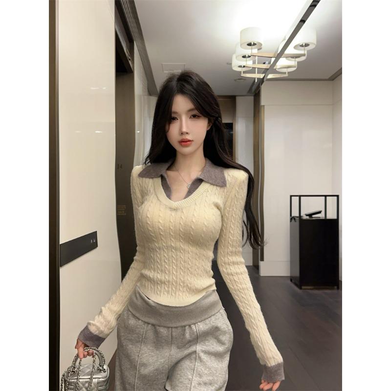Contrast Color Fake Two-piece Stitching V-neck Sweater Women's Winter Sweater Design Bottoming Top