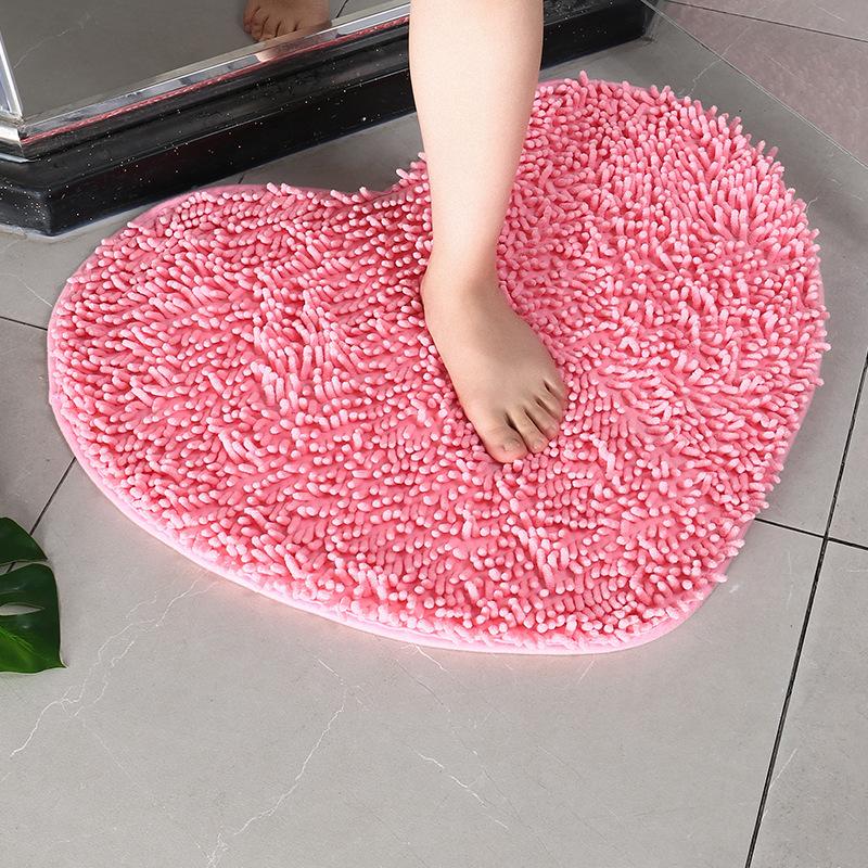 Chenille Heart Carpet Water Absorption Anti-Slip Mat Bathroom Toilet Door Mat Carpet Toilet Foot Mat