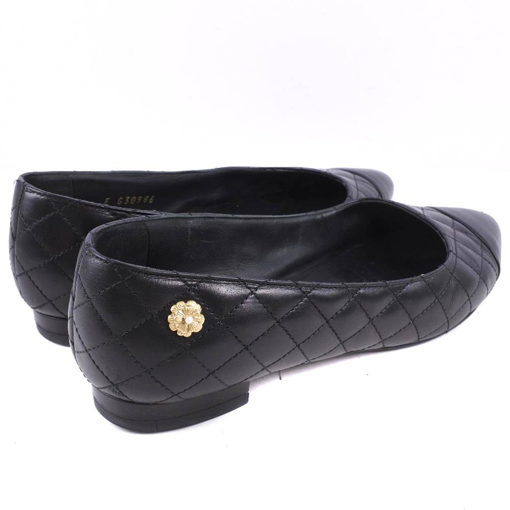 CHANEL Matelasse pumps black Calfskin Women Used