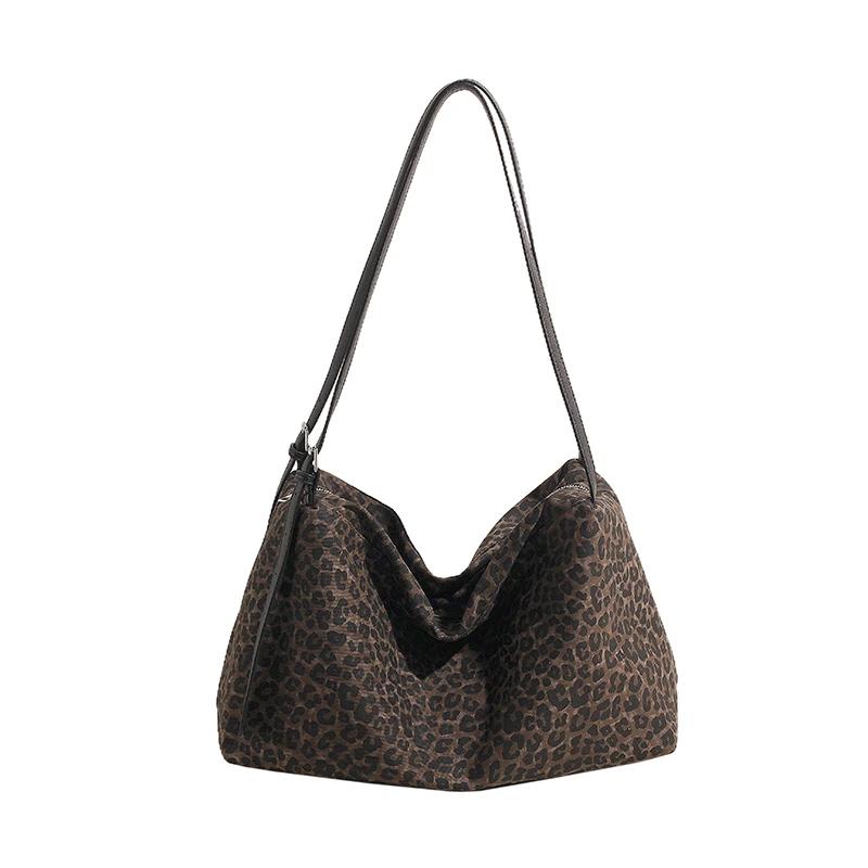 Tote Bag New Luxury Leisure Large Capacity Feminine Versatile Commuter Crossbody Bag