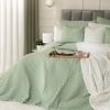 NULES Decorative Bedspread - Delicate Green - 220x240cm