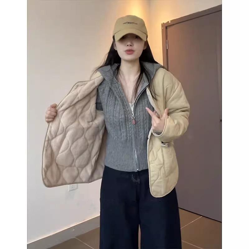 Women's Knit Hooded Cardigan: Autumn/Winter Korean Style Zipper Sweater, Wool Short Coat with Waist-Cinching Design
