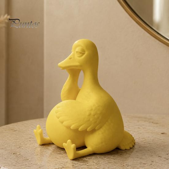 Funny Gifts for Colleagues Daydreaming Duck Figurine, Minimalist Holding An Egg Sculpture, Resin Matte Statues Animal Statue, Creative Desktop