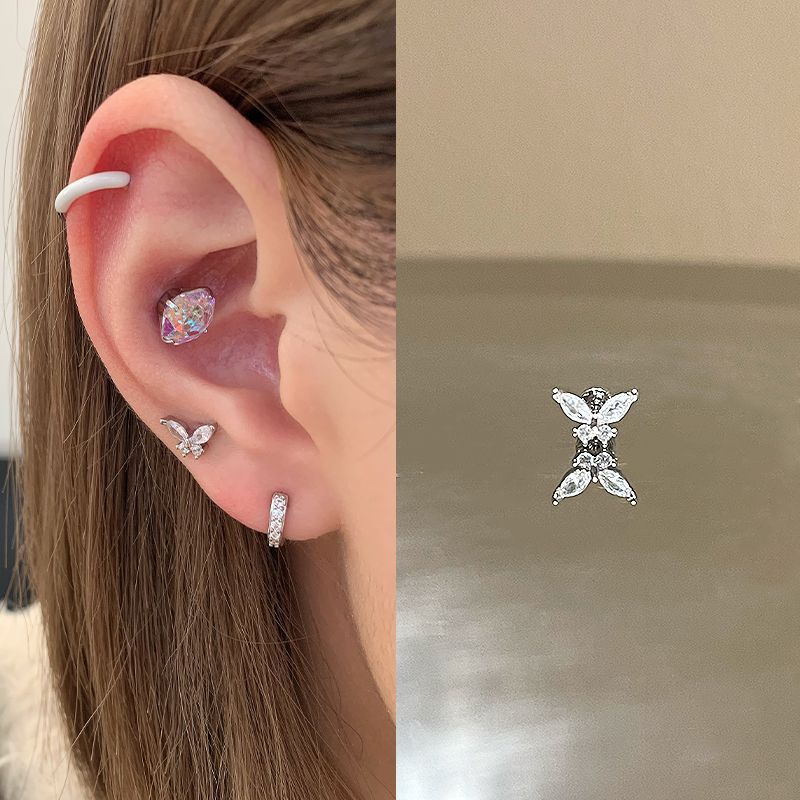 

Бичуань Сипань | Магазин Ringring Продвинутые Изысканные Титановые Стальные Пусеты Маленький Край Серьги-гвоздики для Козелка Уха Кольцо Серьги для Ушной Раковины White zirconium small butterfly 1