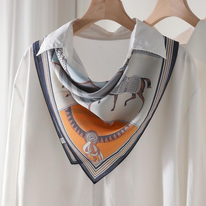 Light luxury smog series! Silk double-crepe silk scarf for women, stylish and elegant, nine-palace pattern, horse mulberry mulberry silk shalaw 65*65cm
