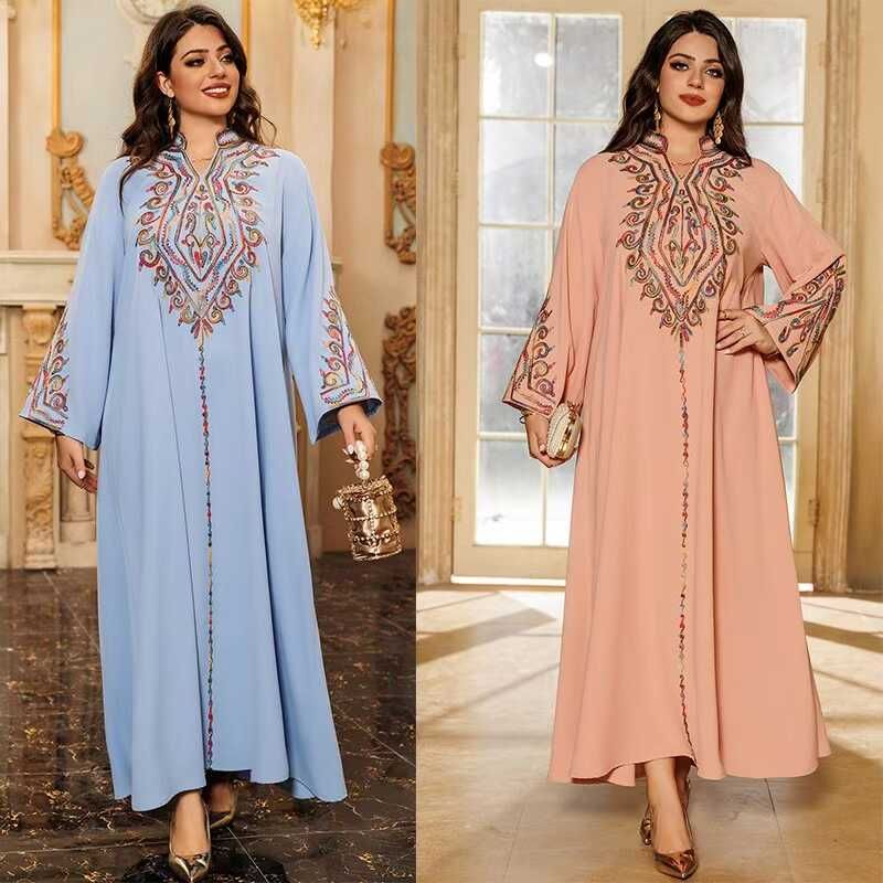 Middle East Robe Tourism Ethnic Style Loose Embroidery Dress Elegant Embroidered Dress